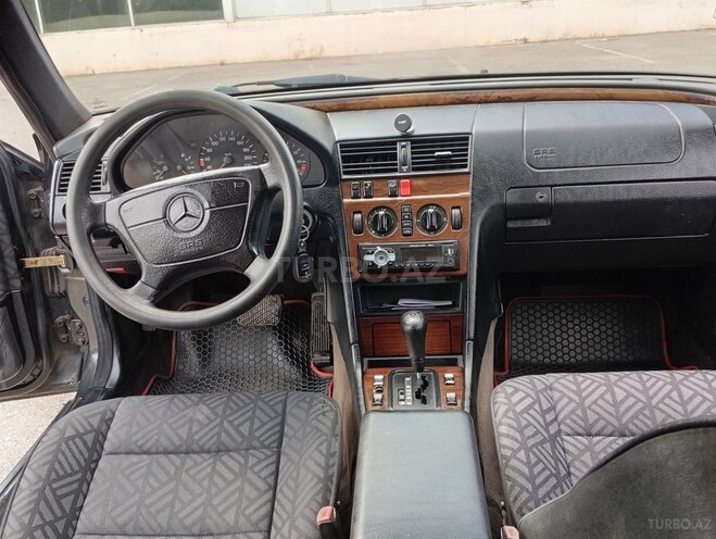 Mercedes C 180 1995, 385,000 km - 1.8 l - Bakı