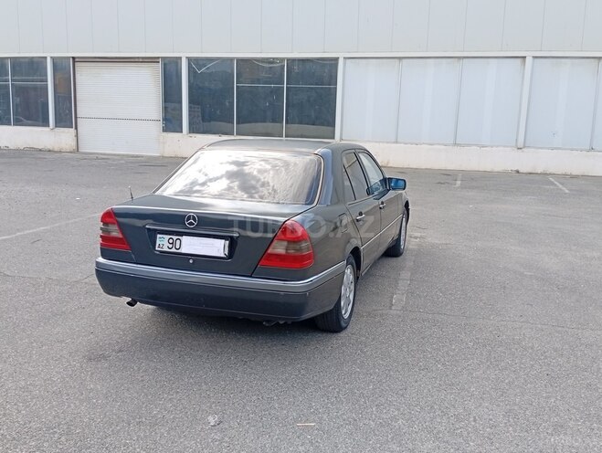 Mercedes C 180 1995, 385,000 km - 1.8 l - Bakı