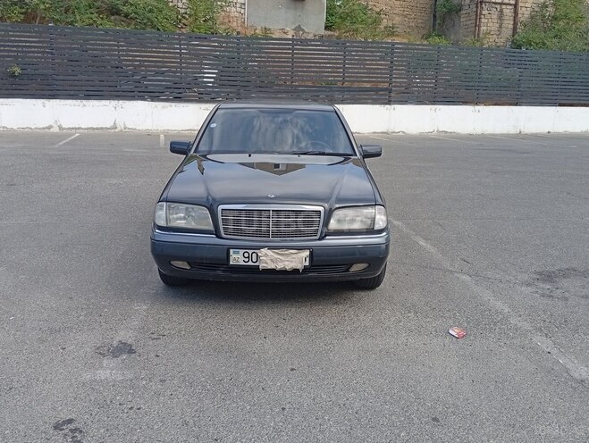 Mercedes C 180 1995, 385,000 km - 1.8 l - Bakı