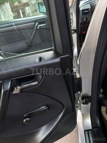 Mercedes C 180 1997, 383,000 km - 1.8 л - Bakı