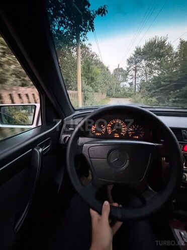 Mercedes C 180 1997, 383,000 km - 1.8 л - Bakı