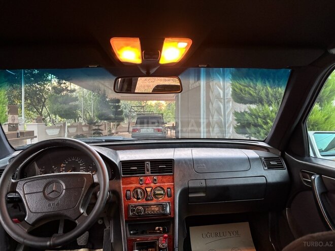 Mercedes C 180 1997, 383,000 km - 1.8 л - Bakı