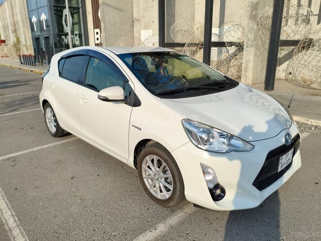 Toyota Aqua 2015, 85,520 km - 1.5 l - Bakı