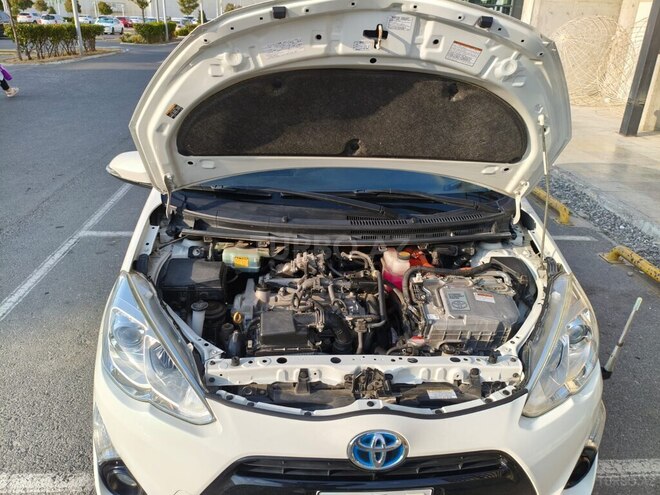 Toyota Aqua 2015, 85,520 km - 1.5 l - Bakı