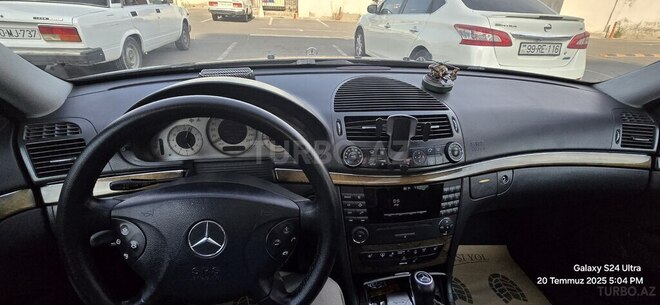 Mercedes E 280 2003, 257,123 km - 2.8 l - Bakı