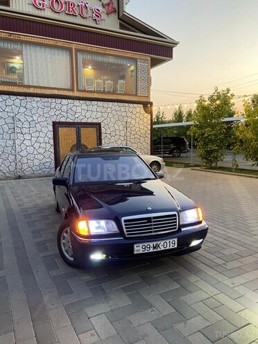 Mercedes C 180 1999, 550,000 km - 1.8 л - Sabirabad