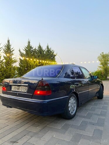 Mercedes C 180 1999, 550,000 km - 1.8 л - Sabirabad