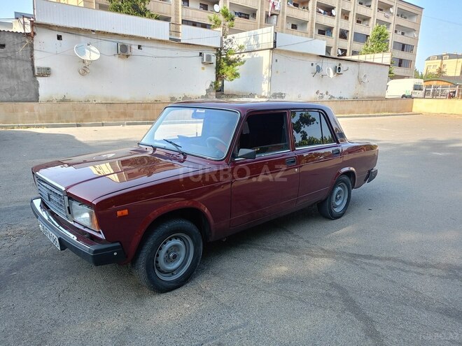 LADA (VAZ) 2107 2012, 172,000 km - 1.6 l - Naftalan