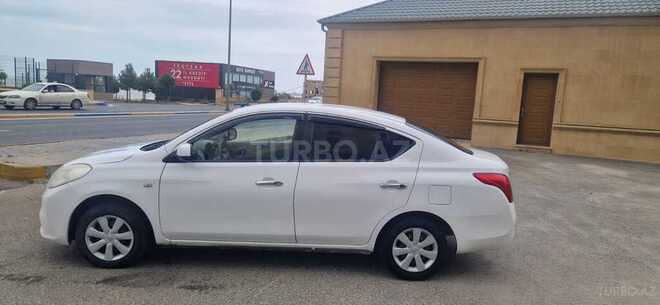 Nissan Sunny 2013, 165,000 km - 1.5 л - Bakı