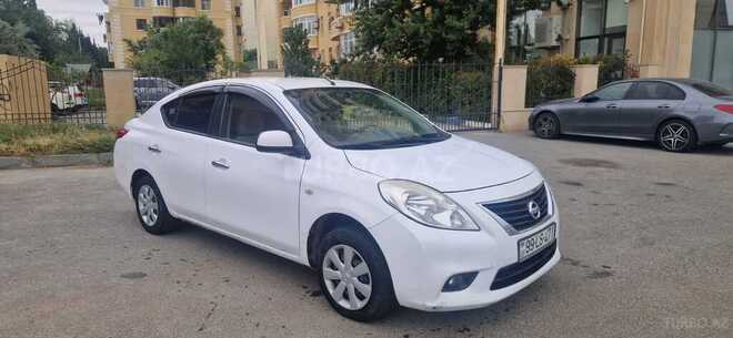 Nissan Sunny 2013, 165,000 km - 1.5 л - Bakı