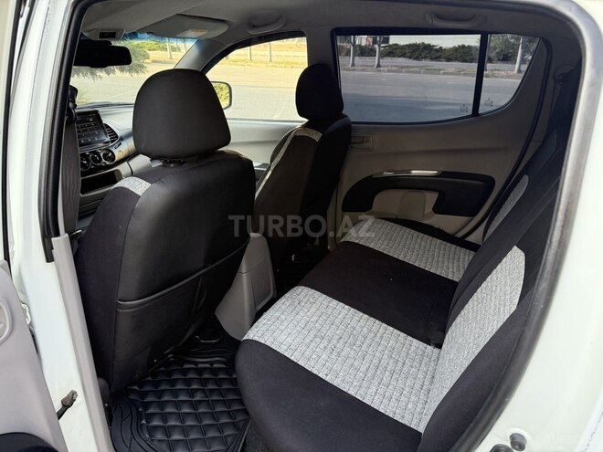 Mitsubishi L200 2014, 195,210 km - 2.5 l - Bakı