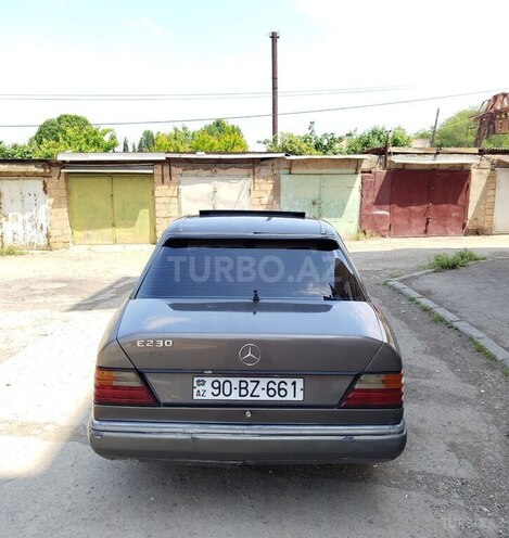 Mercedes E 200 d 1991, 555,555 km - 2.0 л - Gəncə