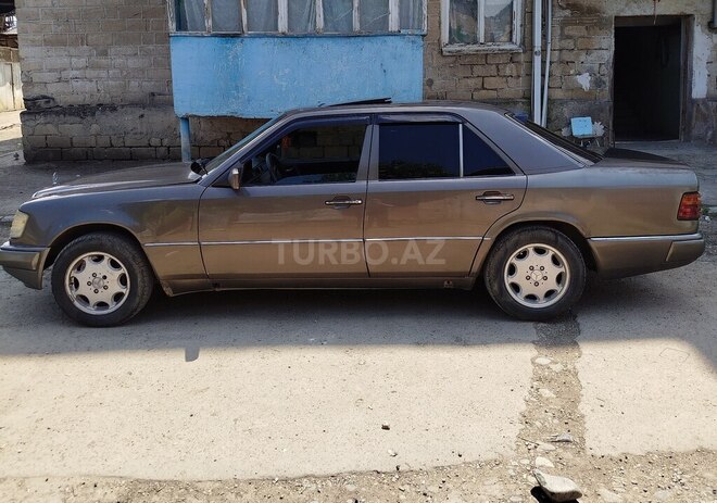 Mercedes E 200 d 1991, 555,555 km - 2.0 л - Gəncə