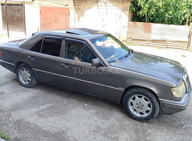Mercedes E 200 d 1991, 555,555 km - 2.0 л - Gəncə