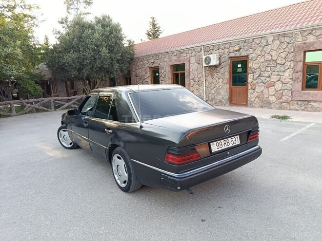 Mercedes E 250 1993, 500,000 km - 2.5 l - Bakı