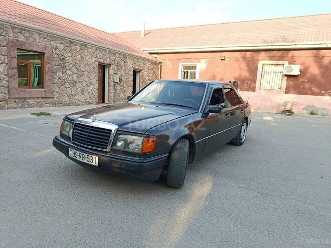 Mercedes E 250 1993, 500,000 km - 2.5 l - Bakı