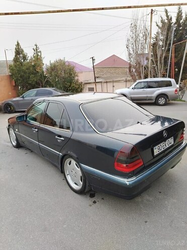 Mercedes C 220 d 1997, 666,665 km - 2.2 l - Bakı