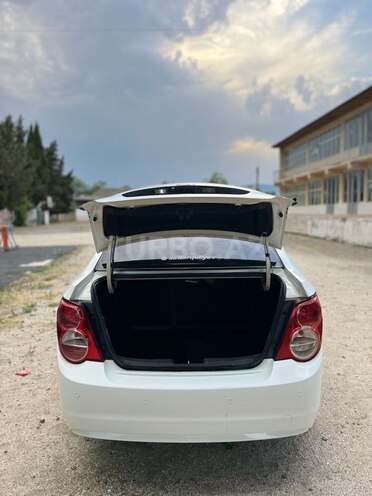 Chevrolet Aveo 2011, 200,000 km - 1.2 l - Astara
