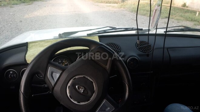 LADA (VAZ) 2106 1983, 286,000 km - 1.6 l - Şirvan