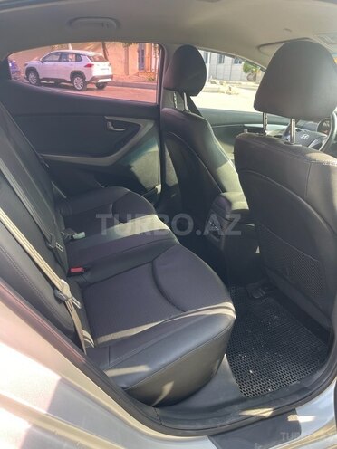 Hyundai Avante 2015, 190,000 km - 1.6 l - Bakı
