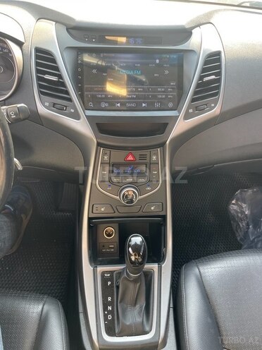 Hyundai Avante 2015, 190,000 km - 1.6 l - Bakı