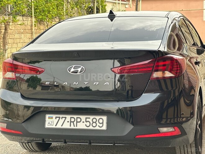 Hyundai Elantra 2019, 129,589 km - 2.0 л - Bakı