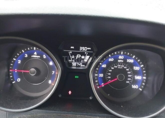 Hyundai Elantra 2015, 158,915 km - 1.8 l - Bakı