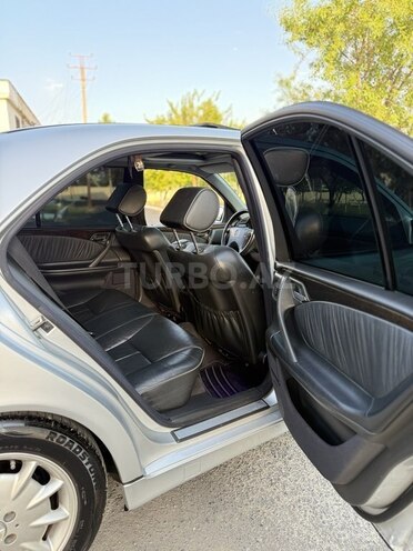 Mercedes E 240 2000, 345,000 km - 2.6 l - Oğuz