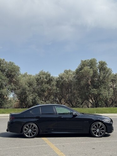 BMW 528 2015, 175,000 km - 2.0 l - Bakı