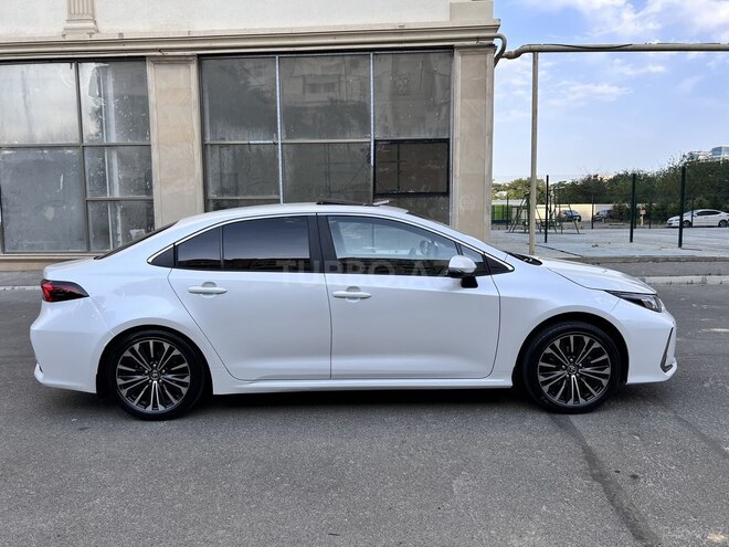 Toyota Corolla 2023, 49,000 km - 1.8 l - Bakı