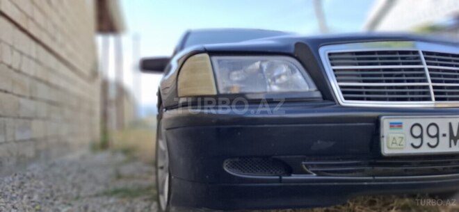Mercedes C 240 1997, 317,000 km - 2.6 l - Şamaxı