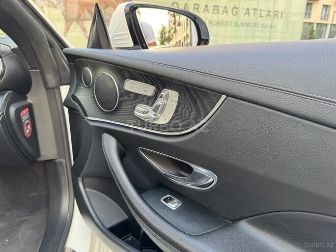 Mercedes E 220 d 2019, 130,000 km - 2.0 l - Bakı