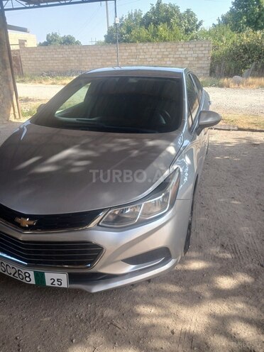 Chevrolet Cruze 2017, 185,000 km - 1.4 l - Samux