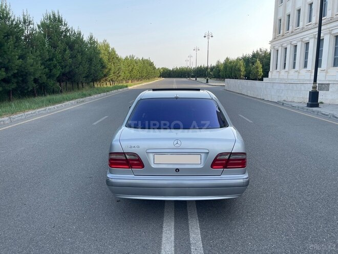 Mercedes E 240 2000, 255,000 km - 2.4 l - Ağdaş