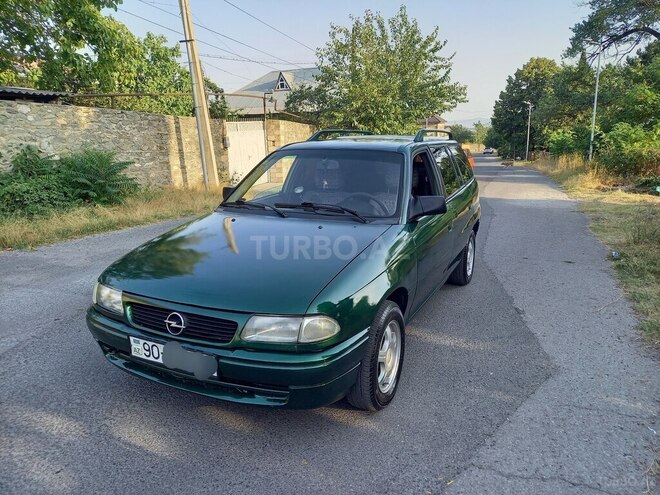 Opel Astra 1996, 280,000 km - 1.6 l - Şəki