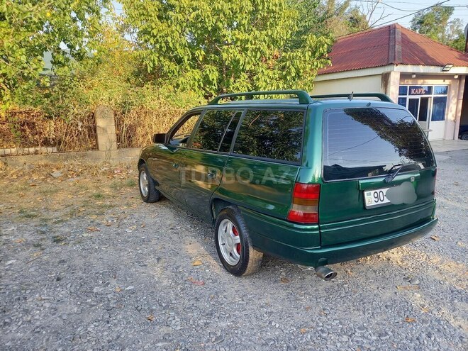 Opel Astra 1996, 280,000 km - 1.6 l - Şəki