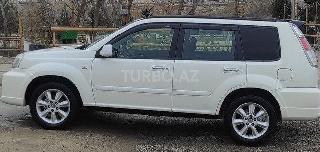 Nissan X-Trail 2003, 350,000 km - 2.0 л - Şirvan