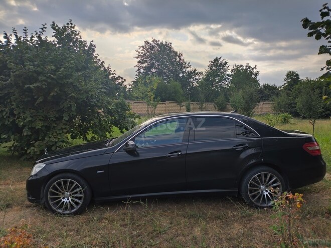 Mercedes E 220 d 2011, 272,000 km - 2.2 l - Bakı