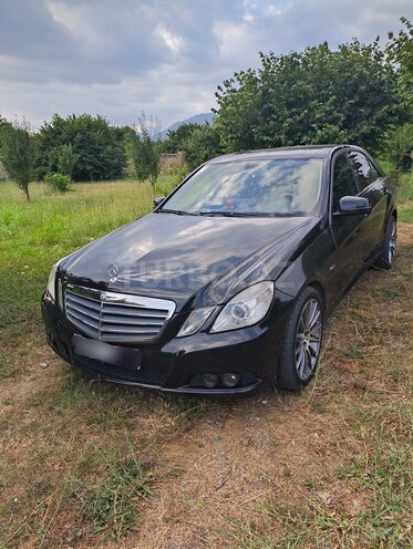Mercedes E 220 d 2011, 272,000 km - 2.2 l - Bakı