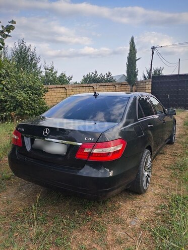Mercedes E 220 d 2011, 272,000 km - 2.2 l - Bakı