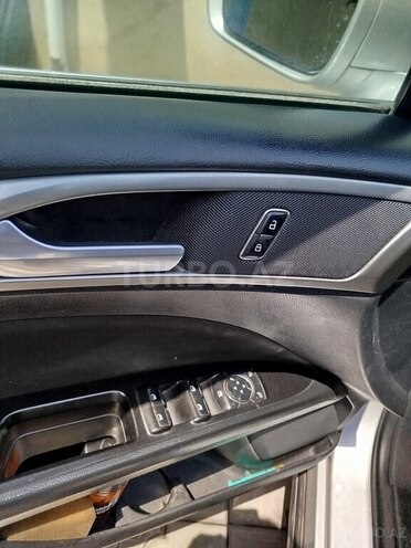 Ford Fusion (North America)-14