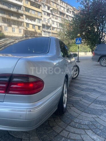 Mercedes E 320 1999, 45,700 km - 3.2 l - Bakı