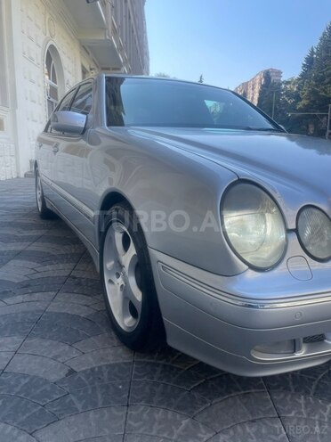 Mercedes E 320 1999, 45,700 km - 3.2 l - Bakı