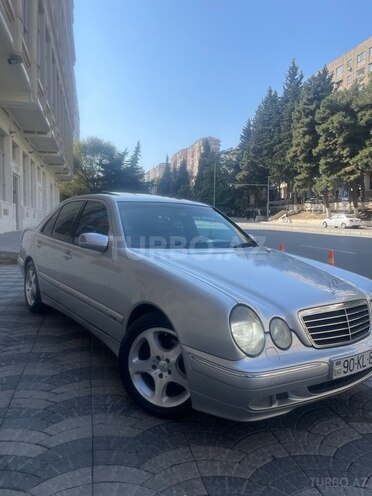 Mercedes E 320 1999, 45,700 km - 3.2 l - Bakı