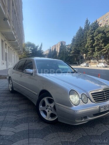 Mercedes E 320 1999, 45,700 km - 3.2 l - Bakı