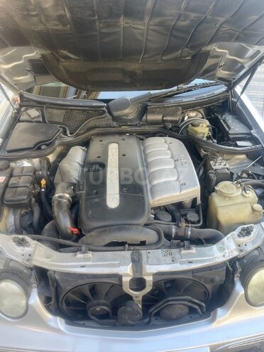 Mercedes E 320 1999, 45,700 km - 3.2 l - Bakı