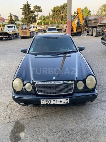 Mercedes E 230 1995, 473,000 km - 2.3 l - Quba