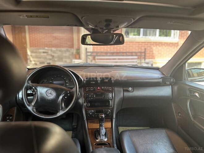 Mercedes C 240 2002, 373,000 km - 2.6 л - Bakı