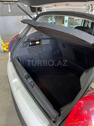 Peugeot 3008 2013, 147,323 km - 1.6 l - Bakı