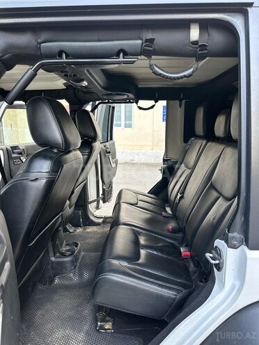 Jeep Wrangler 2013, 199,000 km - 2.8 л - Bakı